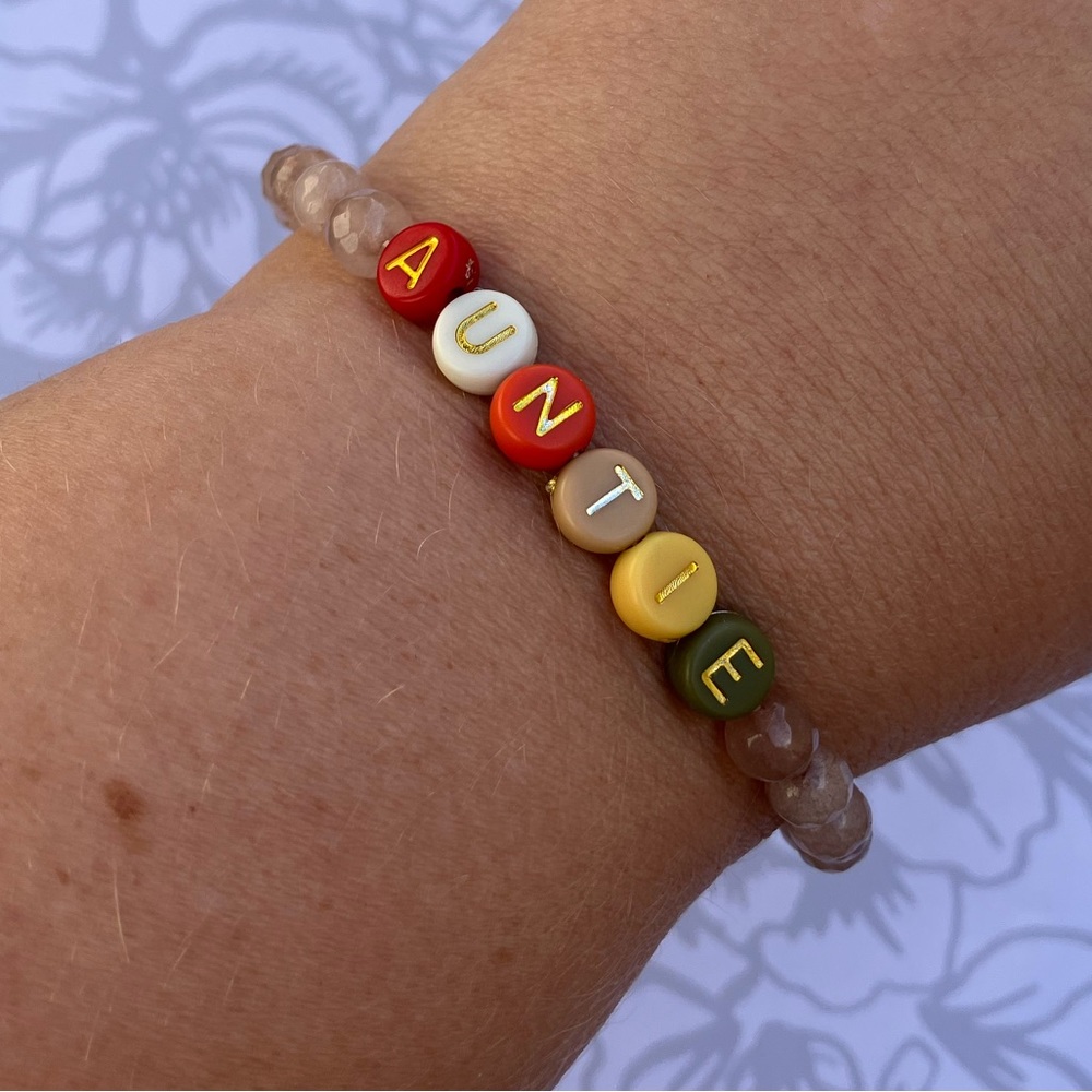NWT Handmade stretchy beaded Auntie tan glass bead bracelet